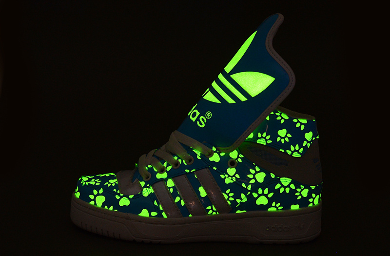 adidas lumineuse